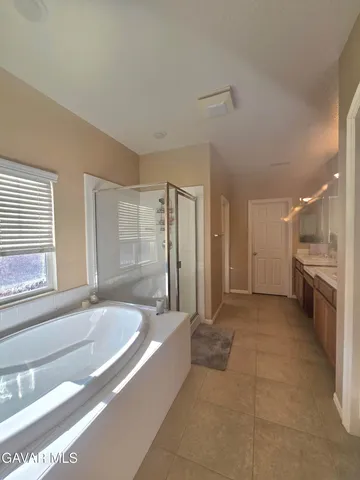 $660,000 | 2021 Tangerine Street, Palmdale, CA 93551