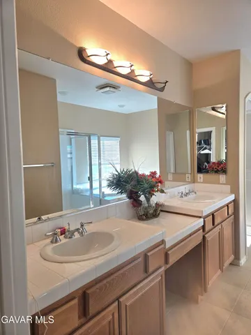 $660,000 | 2021 Tangerine Street, Palmdale, CA 93551