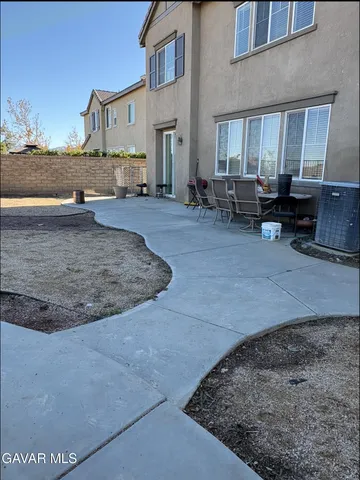 $660,000 | 2021 Tangerine Street, Palmdale, CA 93551