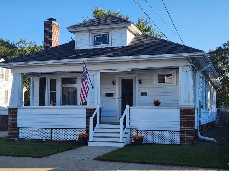 15 Bucklin Street Pawtucket, RI 02861 - Photo 2 of 50