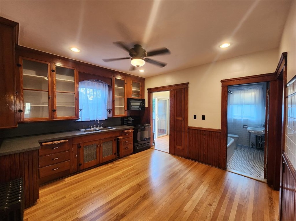 15 Bucklin Street Pawtucket, RI 02861 - Photo 36 of 50