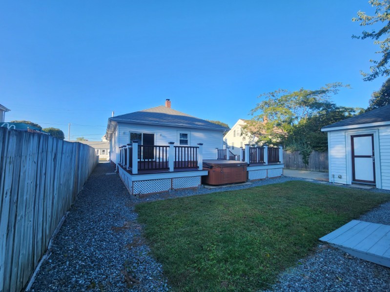 15 Bucklin Street Pawtucket, RI 02861 - Photo 9 of 50