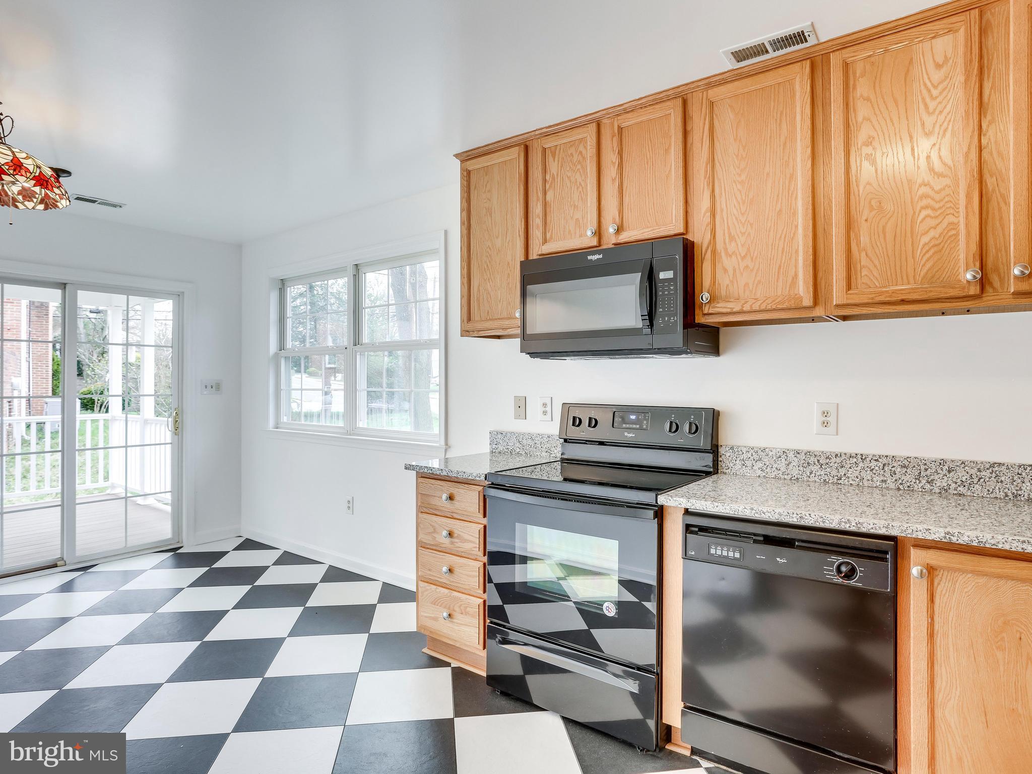 4815 River Road Bethesda, MD 20816 - Photo 9 of 30 Kitchen