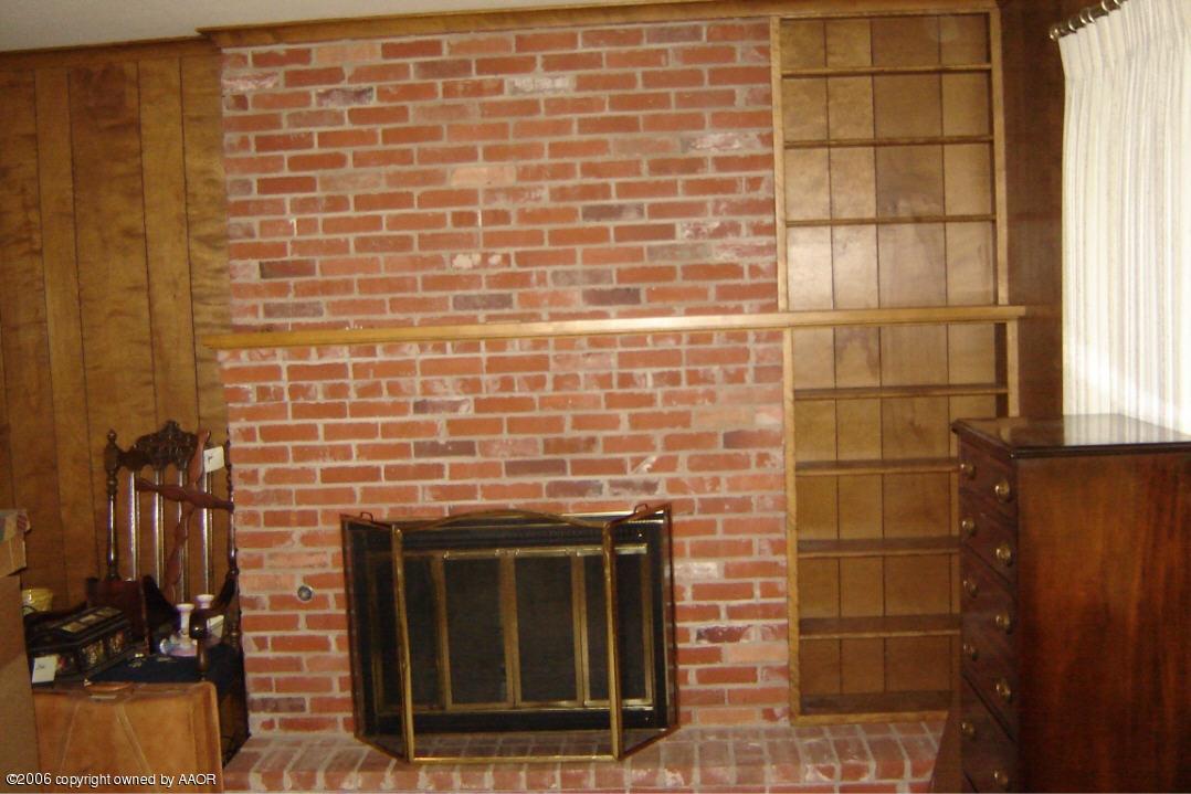 3401 South Rusk Street Amarillo, TX 79109 - Photo 7 of 11 Den