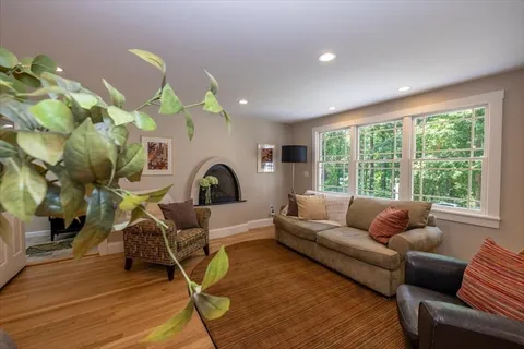 $1,080,000 | 80 Providence Road, Westford, MA 01886