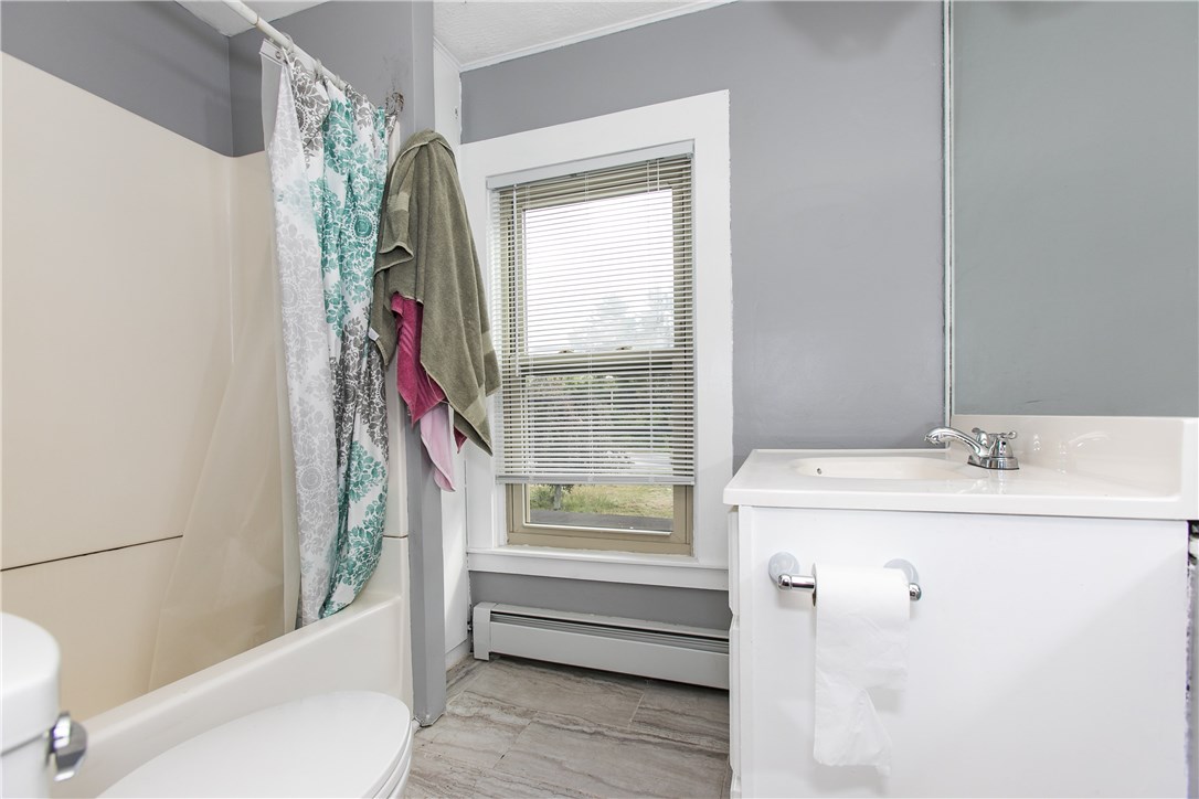 32 Money Hill Road Glocester, RI 02814 - Photo 14 of 33 Gallery Image 14