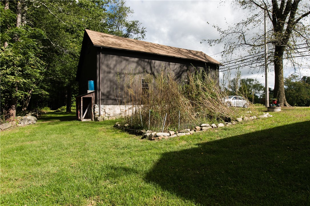 32 Money Hill Road Glocester, RI 02814 - Photo 28 of 33 Gallery Image 28