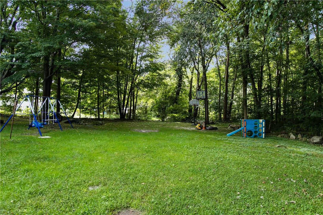 32 Money Hill Road Glocester, RI 02814 - Photo 29 of 33 Gallery Image 29