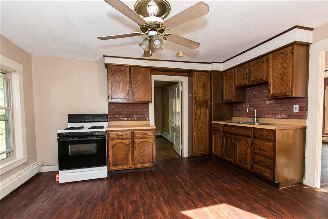 32 Money Hill Road Glocester, RI 02814 - Photo 6 of 33 Gallery Image 6