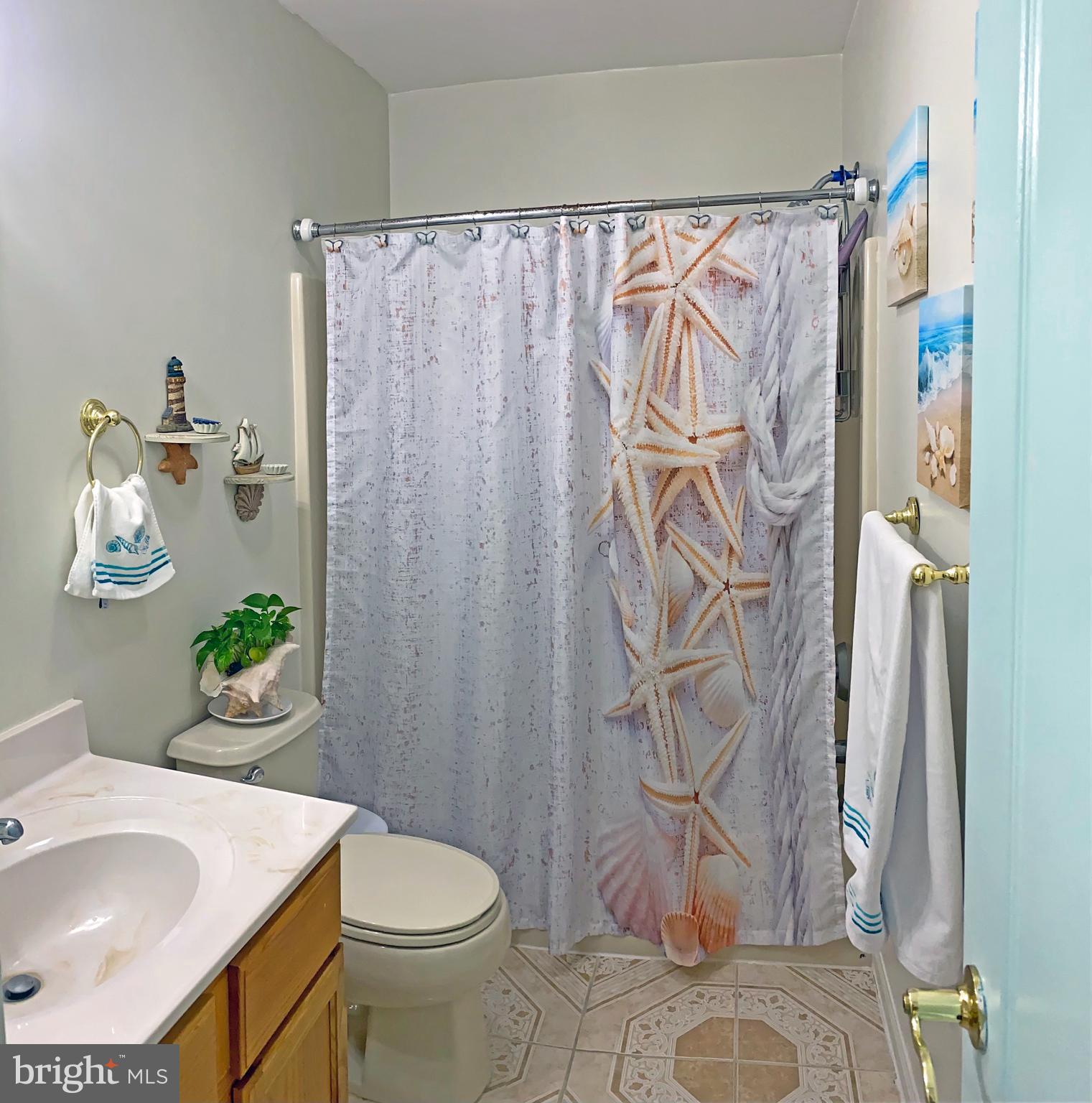 20940 Pickwicke Road Lewes, DE 19958 - Photo 19 of 23 Second Full Bath