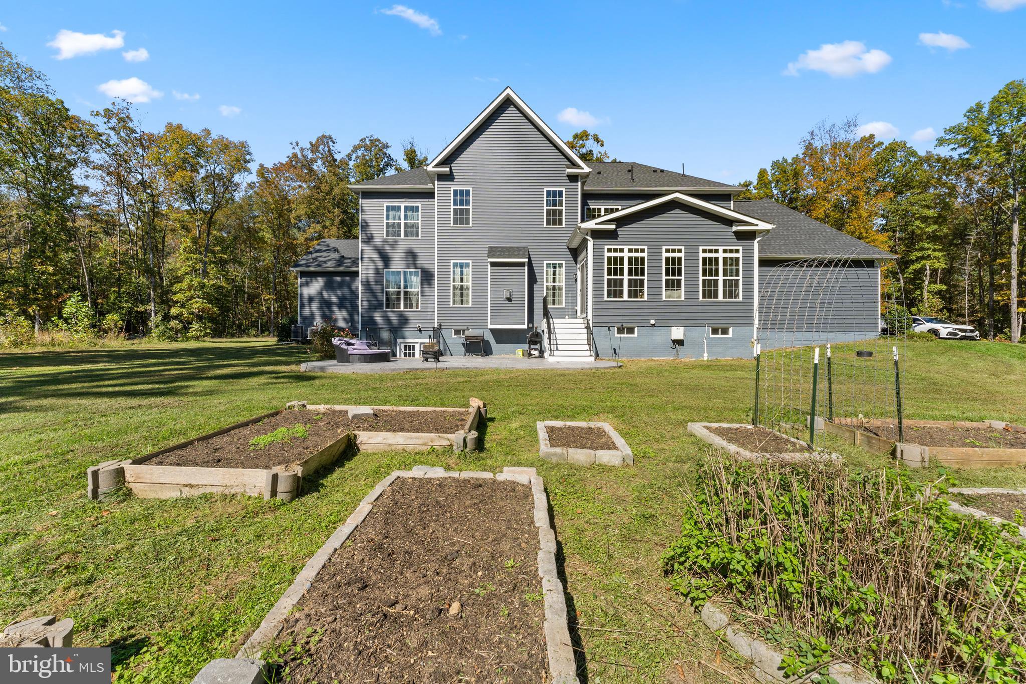 80 Shackelford Well Road Fredericksburg, VA 22406 - Photo 79 of 108 a view of a house with backyard and sitting area