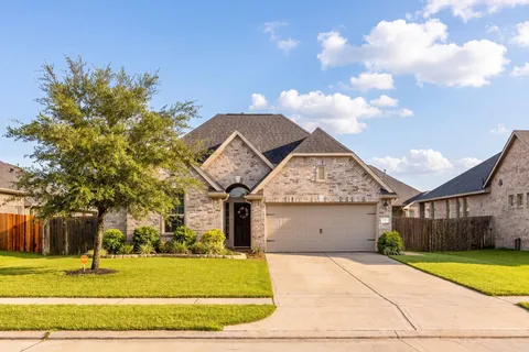 $385,000 | 7610 Timberside Drive, Pearland, TX 77581