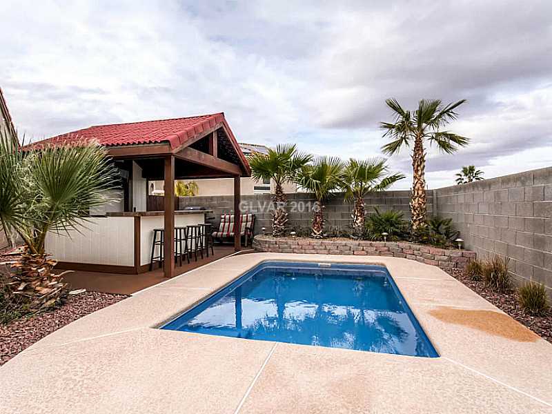 815 Rio Poco Court Henderson, NV 89015 - Photo 20 of 25 Swimming Pool/Hot Tub/Sauna.