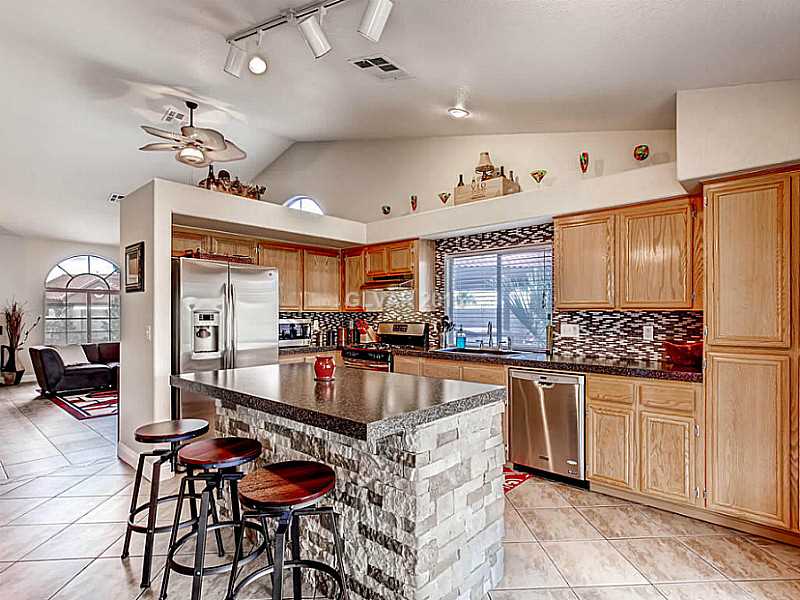 815 Rio Poco Court Henderson, NV 89015 - Photo 7 of 25 Property Photo.