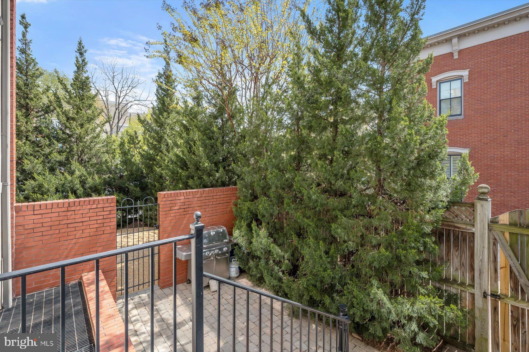 419 G Street Southeast Washington, DC 20003 - Photo 45 of 75