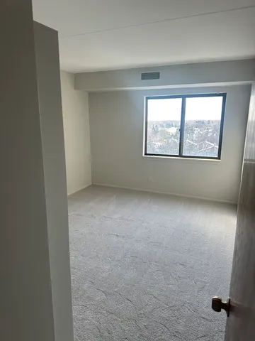 $199,900 | 6340 Americana Drive, Unit 903, Willowbrook, IL 60527