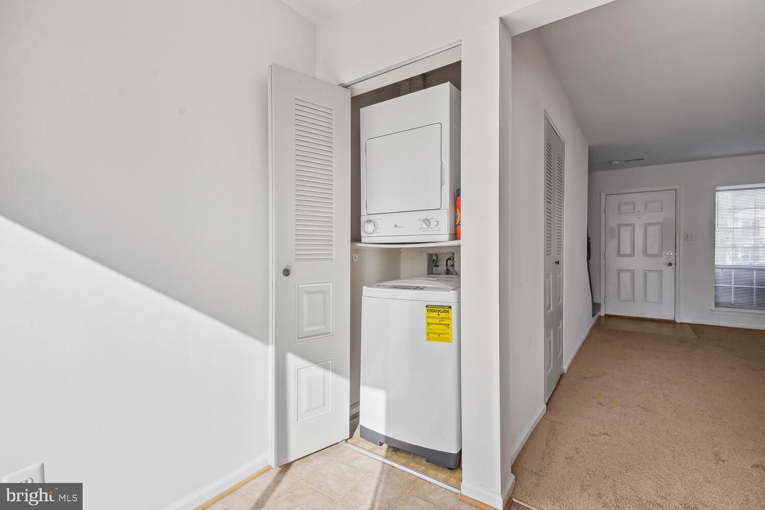 313 Lancaster Square Sterling, VA 20164 - Photo 12 of 16