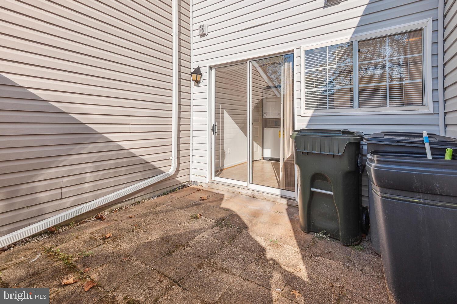 313 Lancaster Square Sterling, VA 20164 - Photo 14 of 16