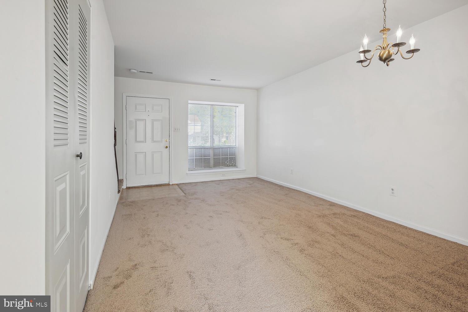 313 Lancaster Square Sterling, VA 20164 - Photo 4 of 16