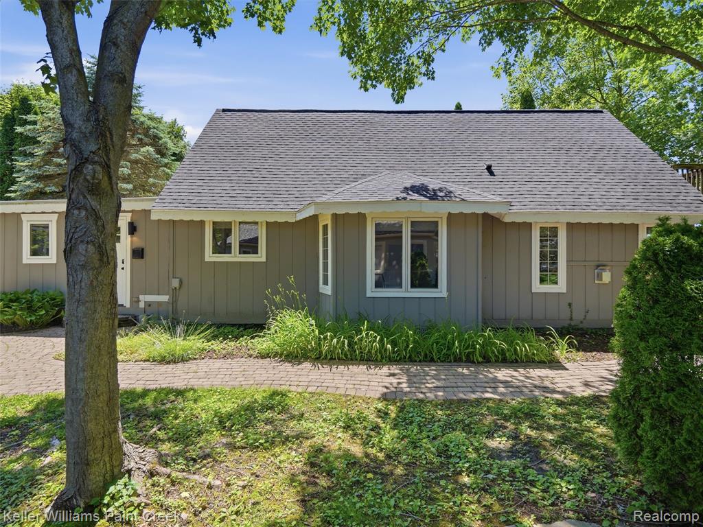 10435 Spring Street Fenton, MI 48430 - Photo 28 of 40