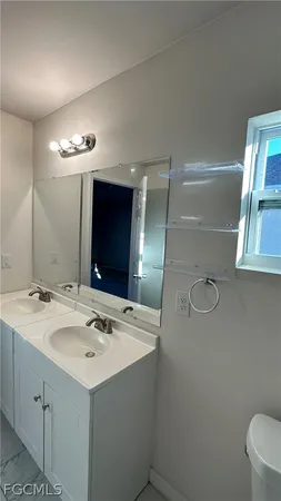 $1,750 | 3305 Southwest 15th Place, Cape Coral, FL 33914