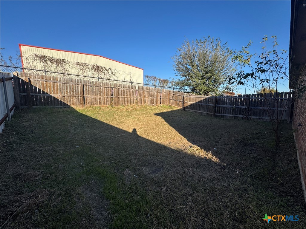 3003 Baldwin Loop Killeen, TX 76549 - Photo 19 of 33