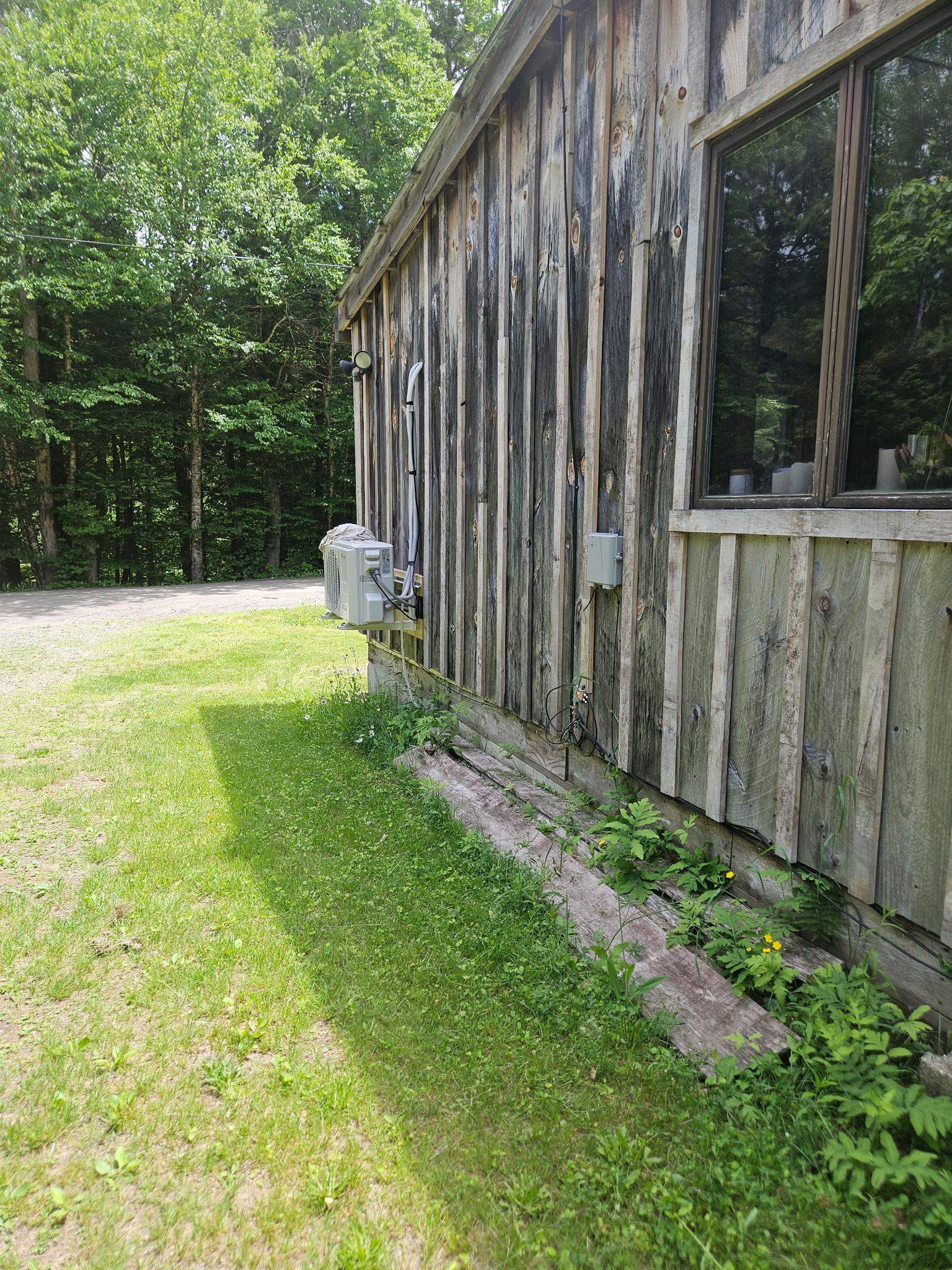 279 North Street Dover, VT 05341 - Photo 2 of 23