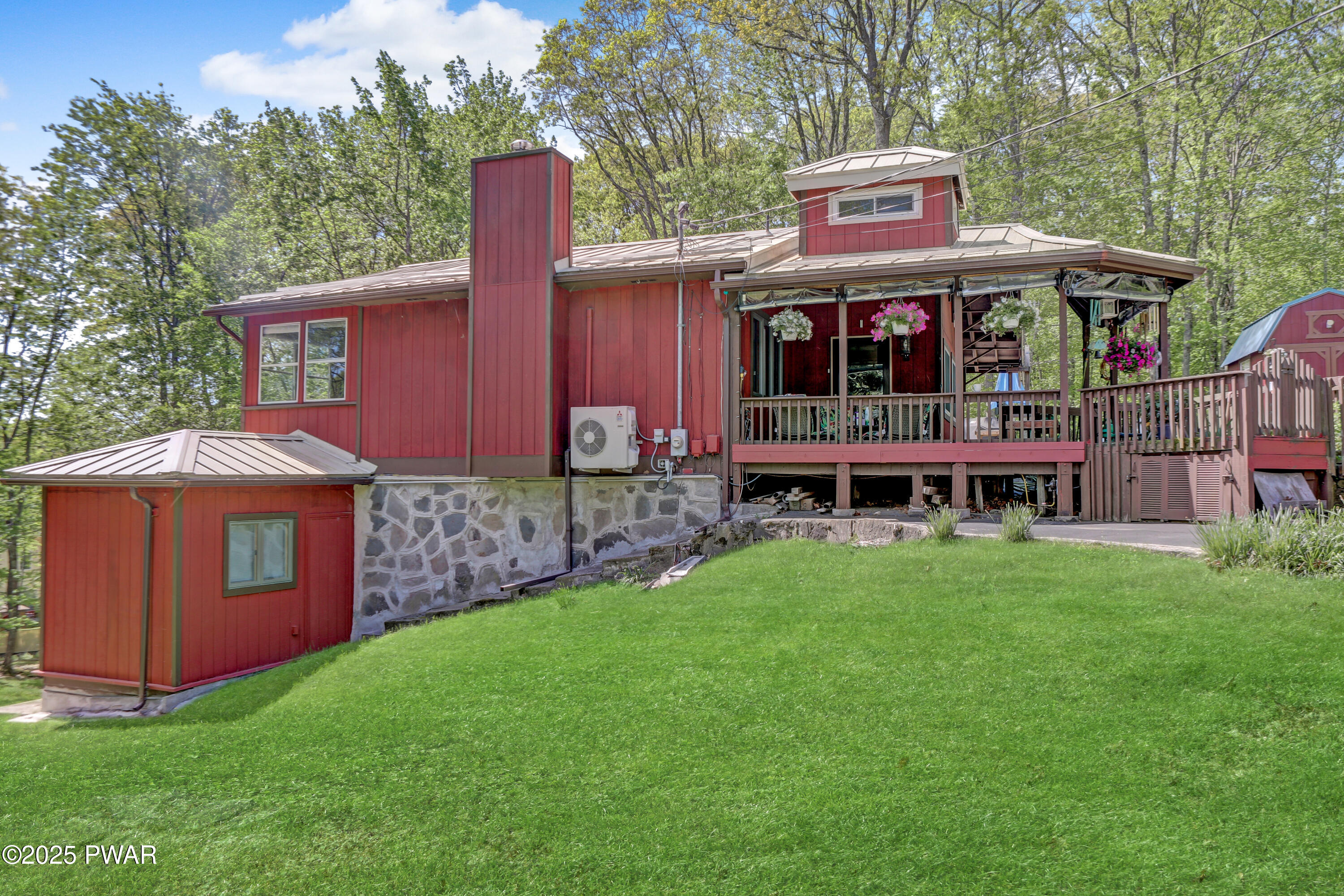 109 Bald Ridge Road Milford, PA 18337 - Photo 4 of 24 ZORZ2738_39_40