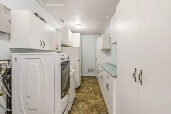 $1,049,000 | 4367 Cannington Drive, San Diego, CA 92117