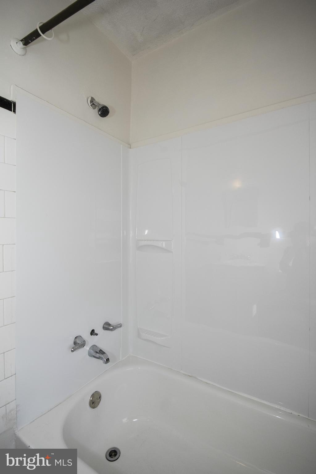 6424 Bushey Street Baltimore, MD 21224 - Photo 15 of 19 Upstairs Bath