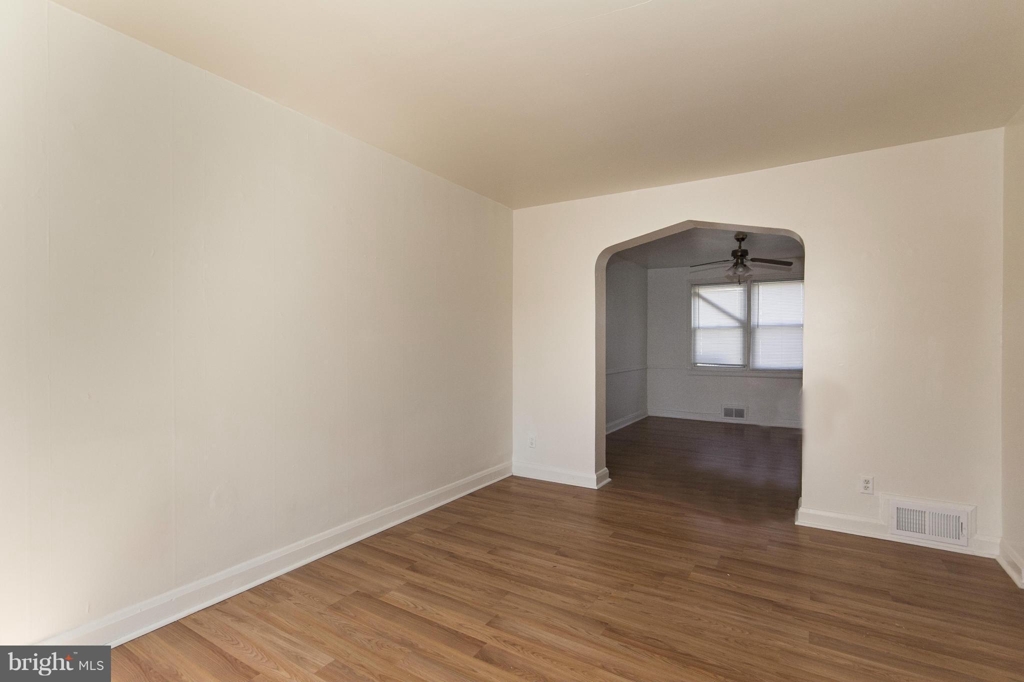 6424 Bushey Street Baltimore, MD 21224 - Photo 3 of 19 Living Room