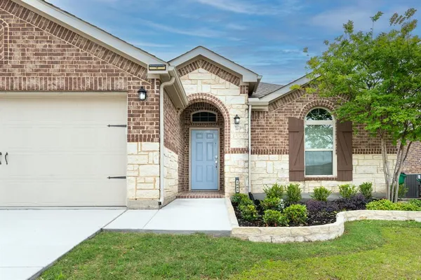 $289,000 | 1041 North Churchill Drive, Fate, TX 75189