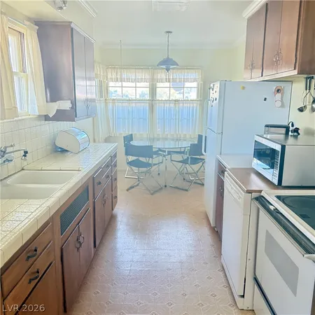 $1,850 | 504 Cherry Street, Boulder City, NV 89005