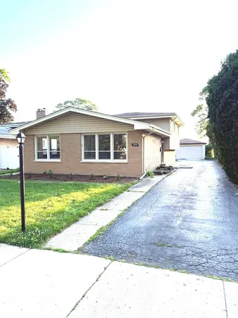 $469,900 | 308 Wheeling Avenue, Wheeling, IL 60090