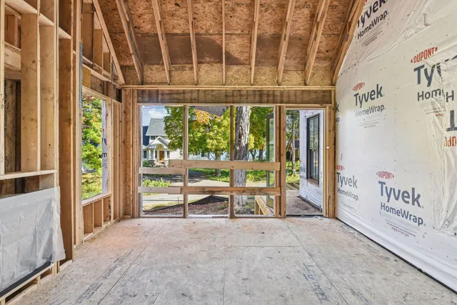 $2,930,000 | 3271 Casco Circle, Orono, MN 55391