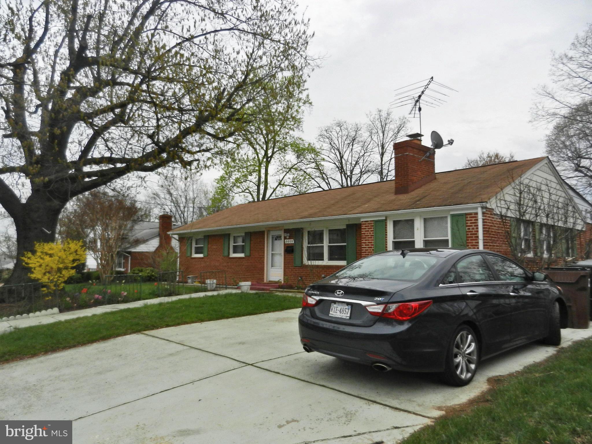 6609 Edsall Road Springfield, VA 22151 - Photo 1 of 26 Exterior (Front)