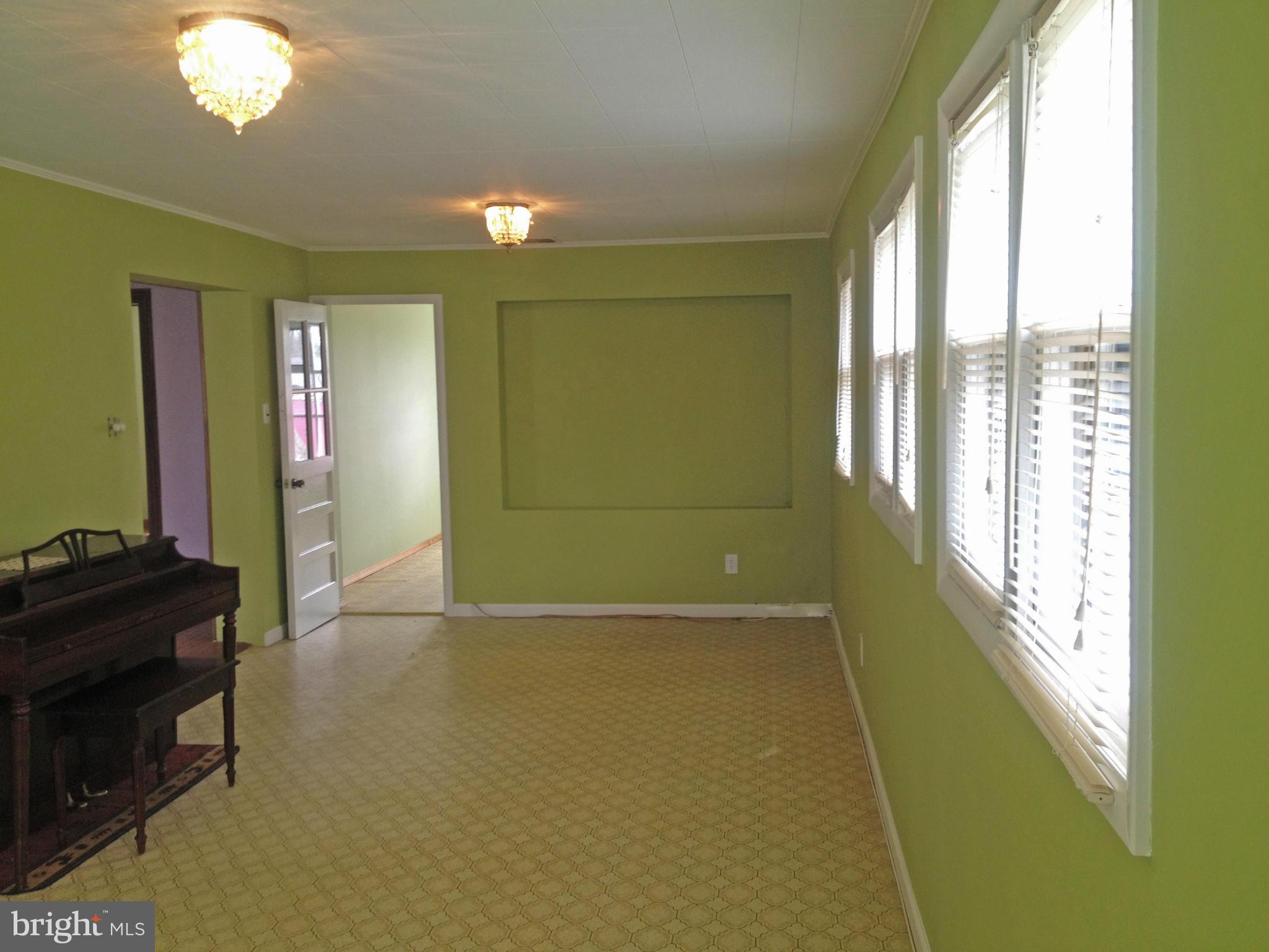 6609 Edsall Road Springfield, VA 22151 - Photo 16 of 26 Family Room
