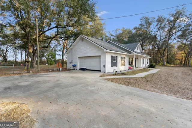 a view of a house with a outdoor space