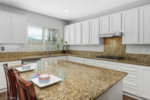 $895,000 | 33845 Sattui Street, Temecula, CA 92592