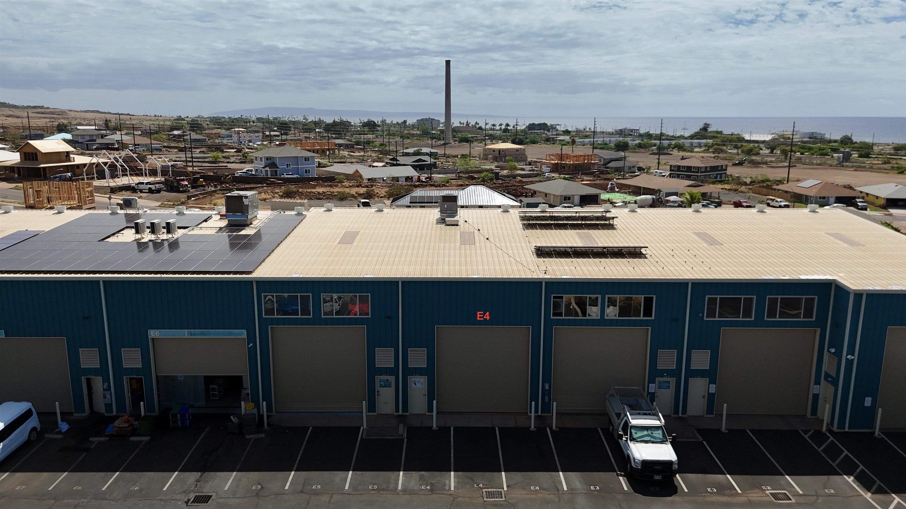 154 Kupuohi Street, Unit E4 Lahaina, HI 96761 - Photo 4 of 9 a picture of a city