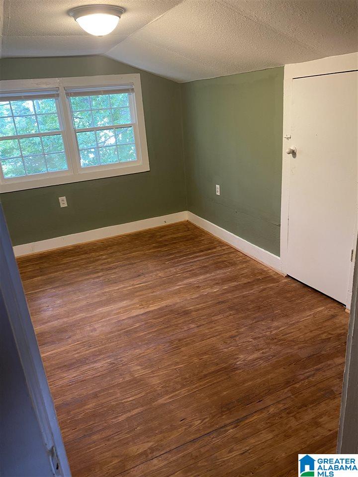 1104 15th Way Southwest Birmingham, AL 35211 - Photo 11 of 13