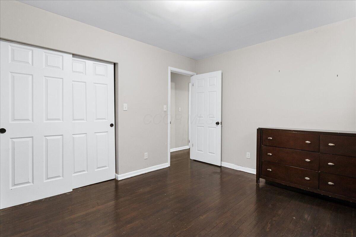 2992 Howey Road Columbus, OH 43224 - Photo 15 of 25 15-Bedroom