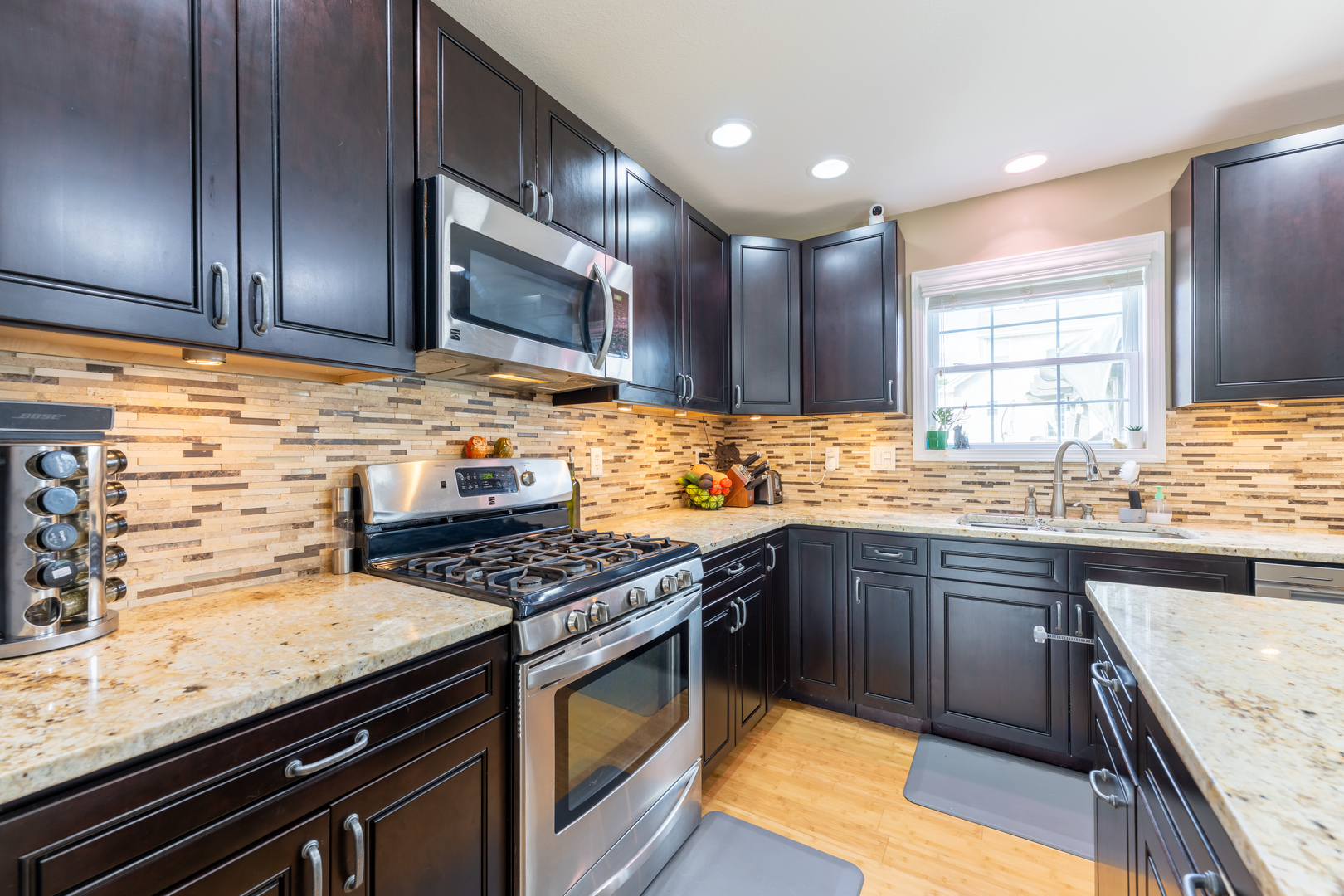 1626 Hunters Ridge Court Mahomet, IL 61853 - Photo 12 of 36 Gallery Image 12