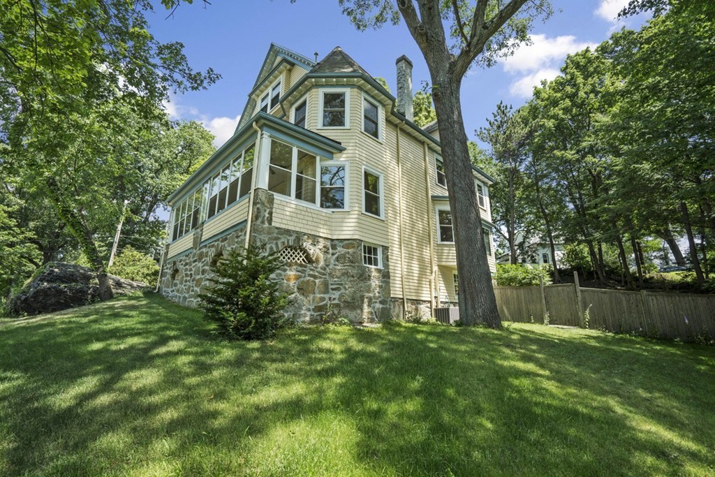 56 Woodcliff Road Newton, MA 02461 - Photo 21 of 29 Gallery Image 21
