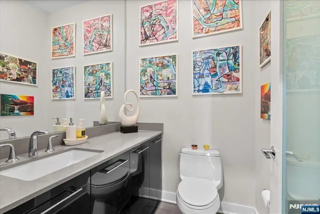 $3,300,000 | 1200 Ave At Port Imperial, Unit 705, Weehawken, NJ 07086