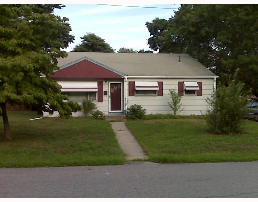 110 Glenbrook Road Warwick, RI 02889 - Photo 1 of 8 Exterior Front.