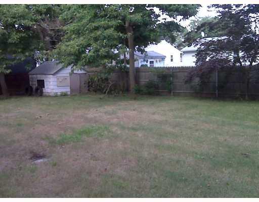 110 Glenbrook Road Warwick, RI 02889 - Photo 8 of 8 Exterior Back.