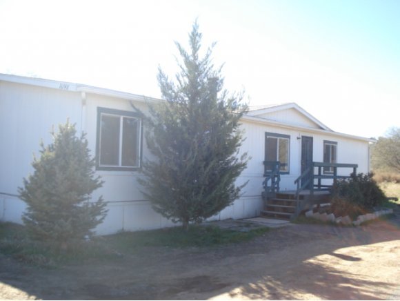 16748 Gadsden Road Mayer, AZ 86333 - Photo 1 of 5 Primary Photo