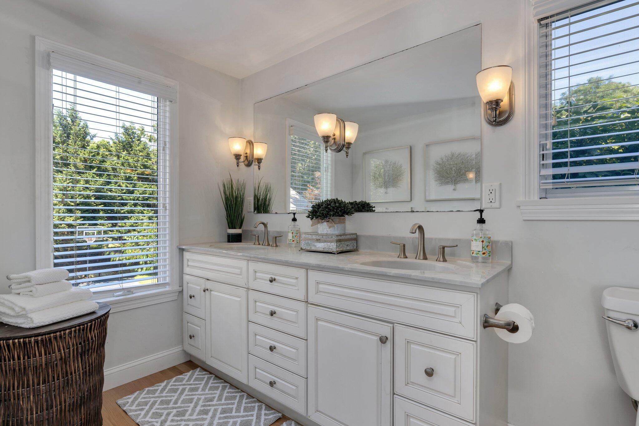 104 Owl Pond Road Brewster, MA 02631 - Photo 26 of 58 104 Owl Pond En Suite Bath