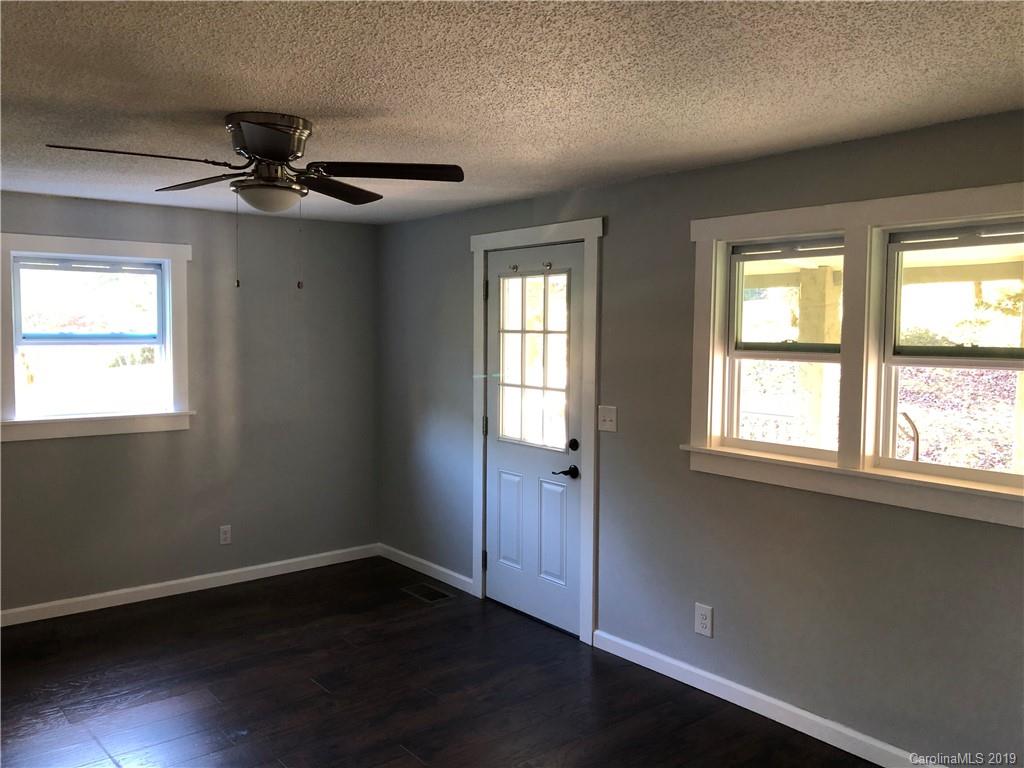 614 Old Fort Road Fairview, NC 28730 - Photo 8 of 21 Gallery Image 8